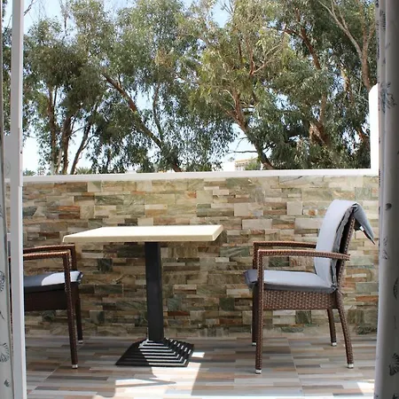 Appartamento Cozy In Residential With Pool