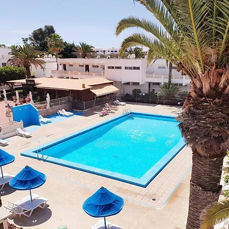 Appartamento Cozy In Residential With Pool